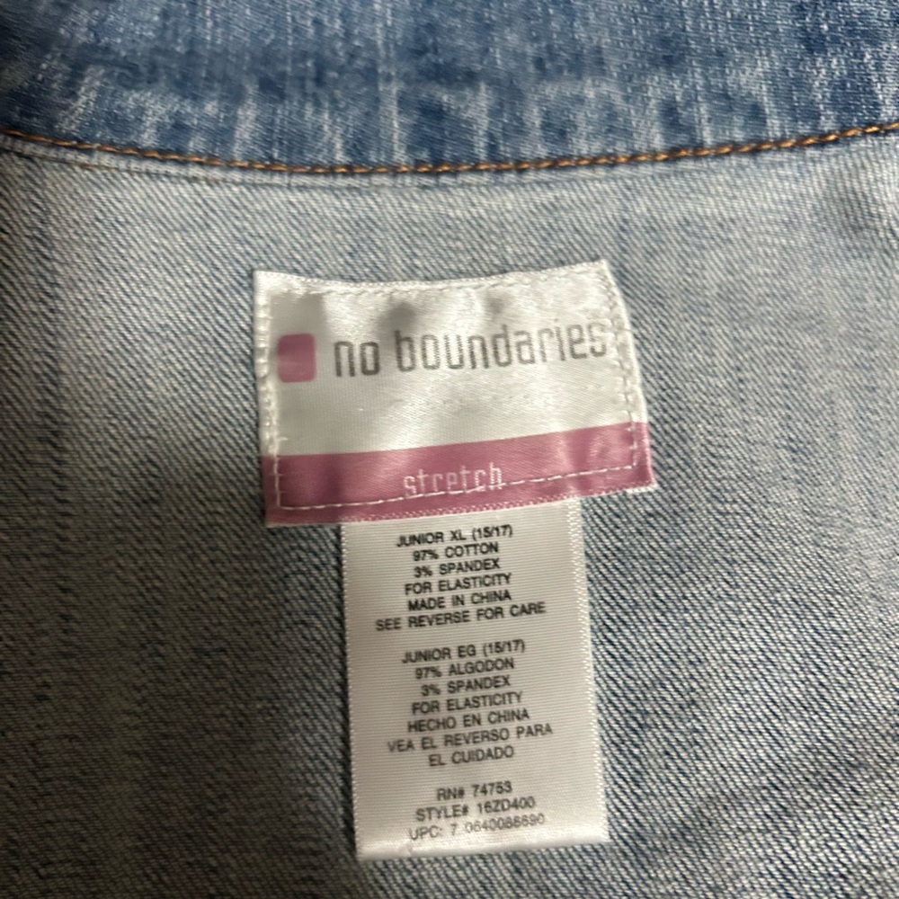 Jean jacket - Picture 2 of 4